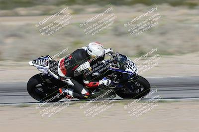 media/Jan-15-2026-Racers Edge (Thu) [[dfebeb70ab]]/2-A Group/Session 3 (Turn 15 Inside Pans)/